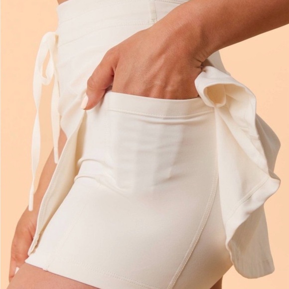 Blogilates Women's Trailblaze Slit Skort - Picture 4 of 5